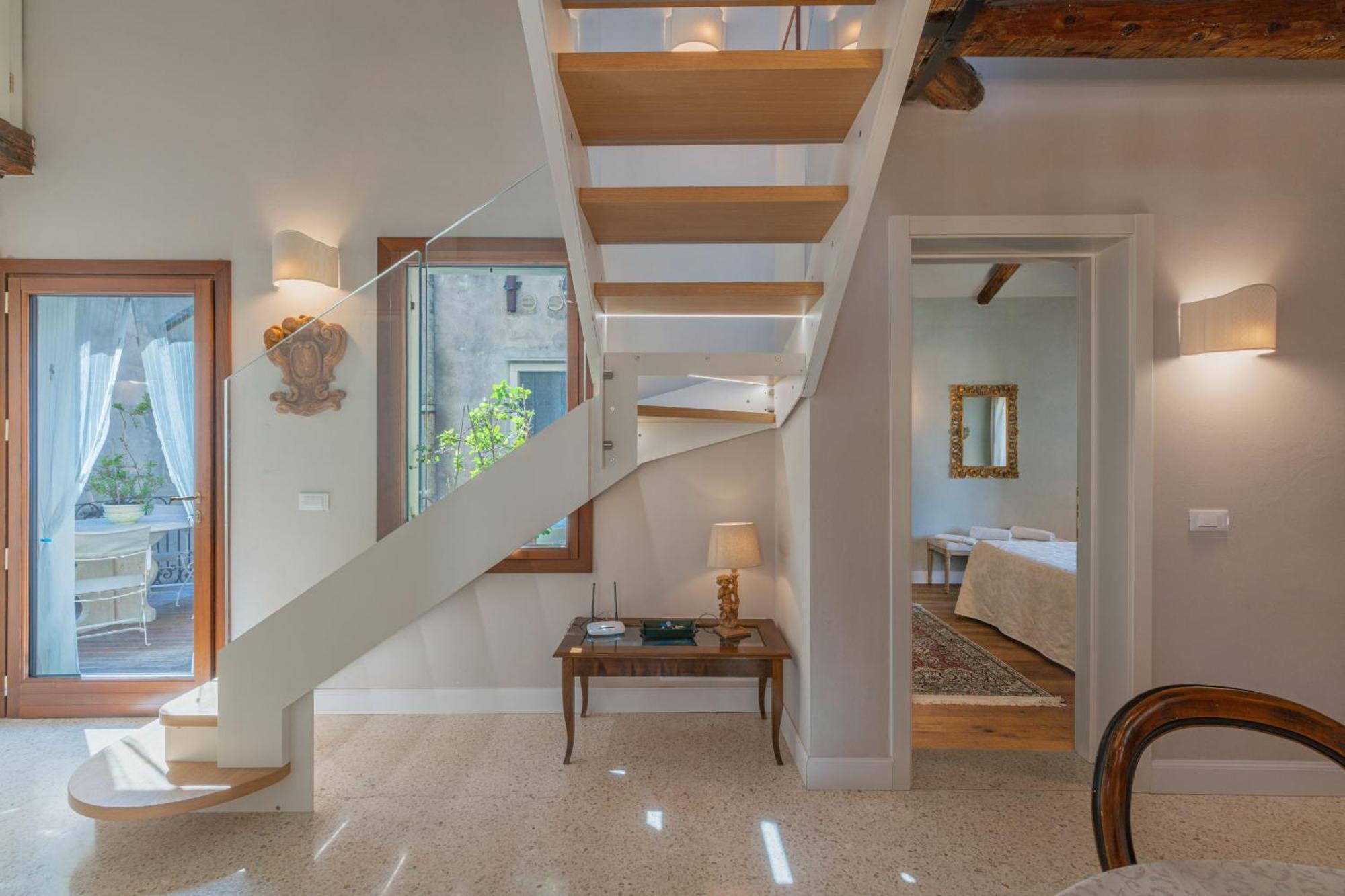 Casa Virginia Direct At The Canal Cannaregio With Own Roof Terrace Venezia