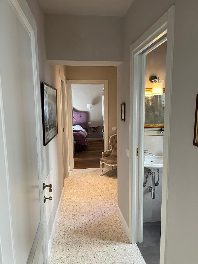 Casa Virginia Direct At The Canal Cannaregio With Own Roof Terrace Appartement Venise